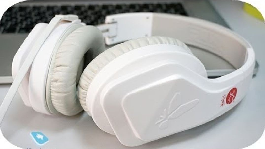 ⁣VIBE Fli Extreme Bass Headphones Unboxing and First Impressions!