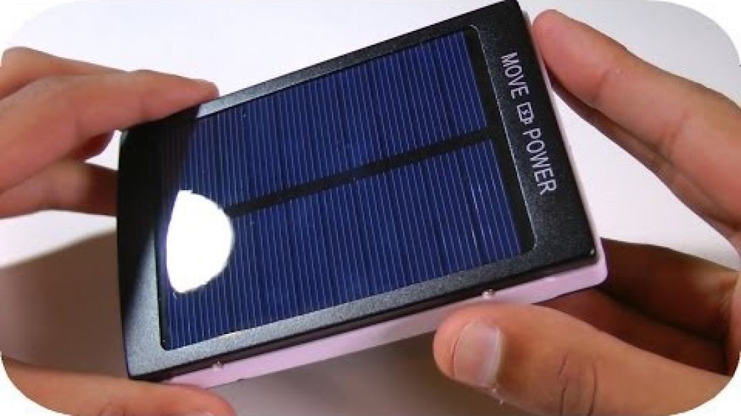 ⁣30,000mAh Solar Powered Portable Battery Pack Review - Everbuying.com